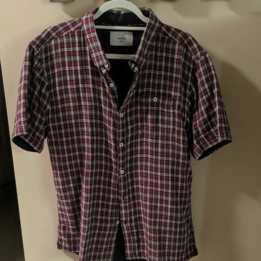 PASSPORT shirt sleeve button up. Large.